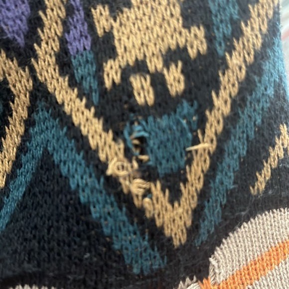 Carlo Alberto Coogi Style Sweater Men's size XL (Imperfect) See description - Picture 4 of 4